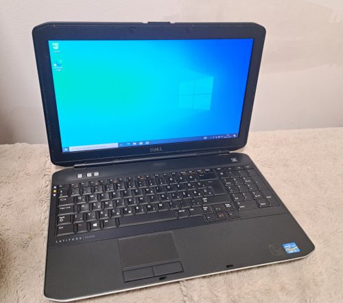 Dell E5530 laptop (15,6/i3-G3/4GB/?HDD/Magyar) - Garancia X