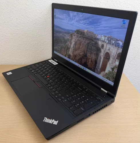 Lenovo Thinkpad P15 Gen 1 Workstation laptop (15,6FHD/i7-10850H/32GB/1TB/NvidiaT1000)