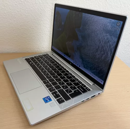 HP Elitebook 830 G8 laptop (13,3FHD/I7-1185G7/16GB/512NVMe/Magyar)