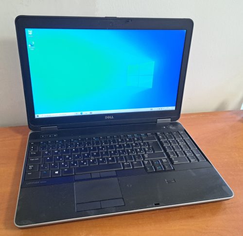 Dell Latitude E6540 laptop (15,6FHD/I5-G4/4GB/128SSD/Magyar)