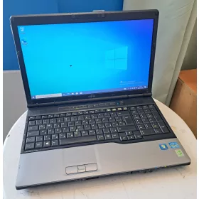   Pixel hiba középen, Fujitsu E752 laptop (15,6/I3-G3/4GB/128SSD/Magyar)
