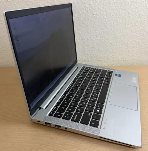 !Wao! HP Elitebook 830 G8 laptop (13,3FHD/I7-1185G7/16GB/512NVMe/Magyar)
