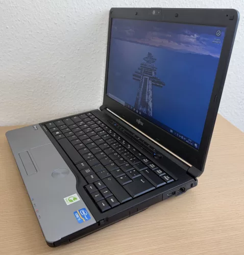 Fujitsu Lifebook S792 laptop (13,3/i5-G3/4GB/160HDD)