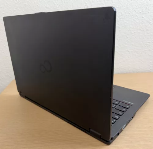 Fujitsu Lifebook U747 laptop (14FHD/I5-7200U/8GB/256SSD)