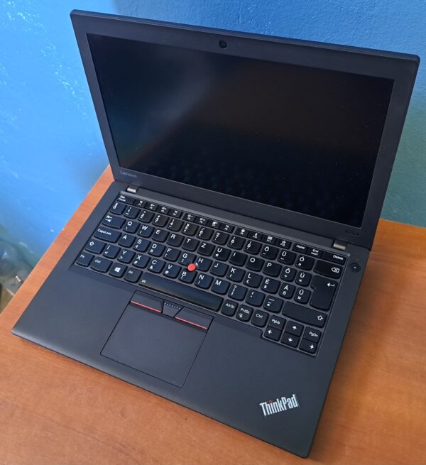 Lenovo Thinkpad X270 laptop (12,5/i5-G7/8GB/256SSD/Magyar) - Image 3