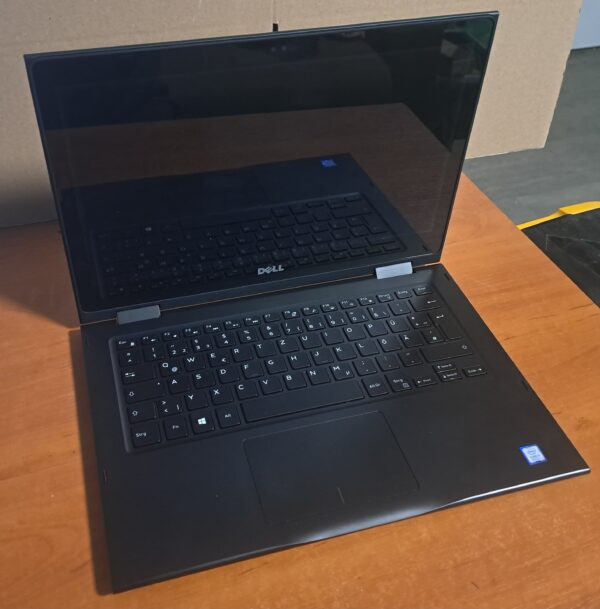 Dell Latitude 3390 érintős laptop 2in1 (13,3FHDTouch/i5-G8/8GB/256SSD) - Image 3