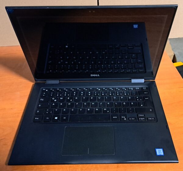 Dell Latitude 3390 érintős laptop 2in1 (13,3FHDTouch/i5-G8/16GB/256SSD) - Image 2