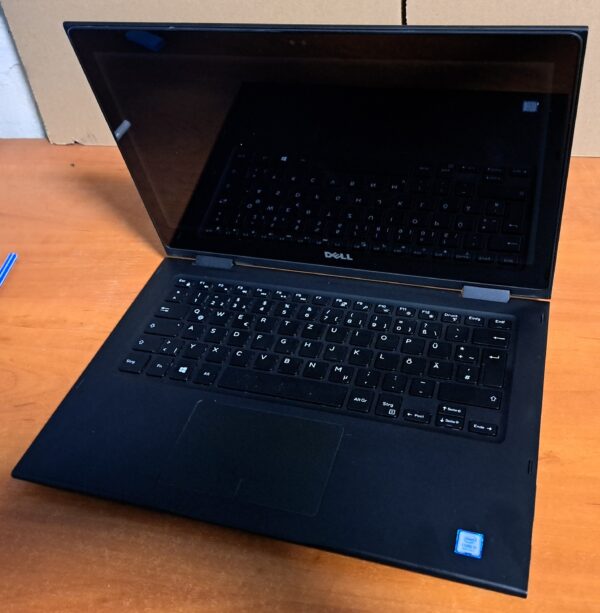 Dell Latitude 3390 érintős laptop 2in1 (13,3FHDTouch/i5-G8/16GB/256SSD) - Image 4