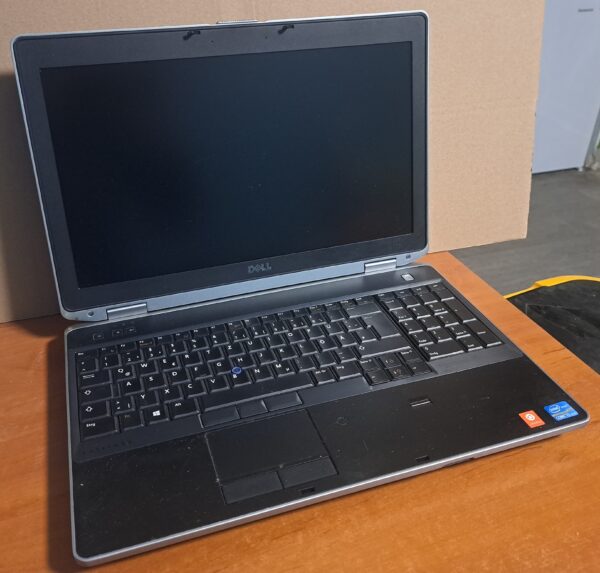 Dell E6530 laptop (15,6/i5-G3/4GB/250HDD/AkkuX)