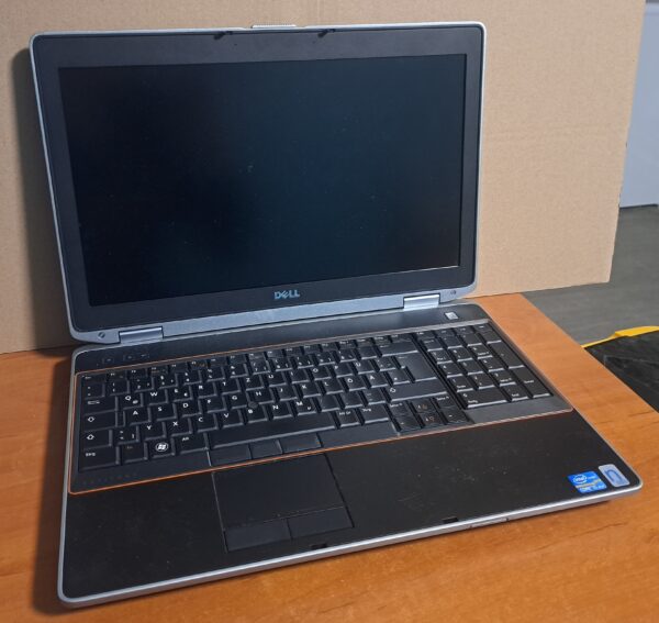 Dell E6520 laptop (15,6HD+/I5-G2/4GB/320HDD)