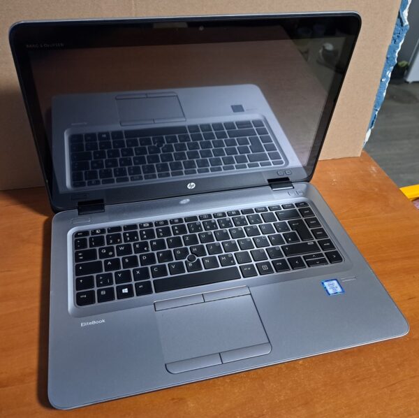 HP 840 G3 Touch laptop (14FHD/i5-G6/8GB/256SSD)