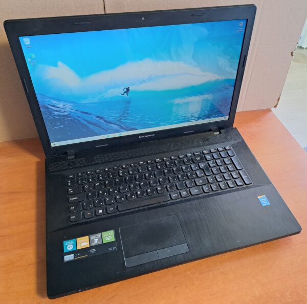 Lenovo G710 laptop (17,3HD+/Intel/8GB/128SSD/Magyar)