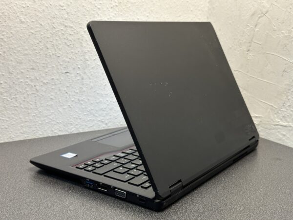 Kiemelt! Fujitsu U727 laptop (12,5FHD/i3-G7/16GB/256SSD/Win11) - Image 4