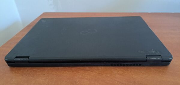 Fujitsu Lifebook U727 laptop (12,5FHD/I3-G7/16GB/256SSD/Win11/42wh) - Image 2