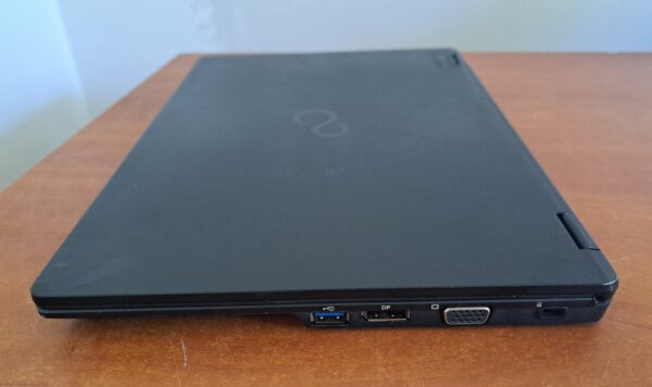 Fujitsu Lifebook U727 laptop (12,5FHD/I3-G7/16GB/256SSD/Win11/42wh) - Image 4