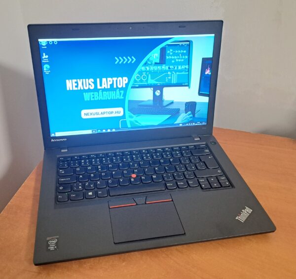 Újszerű Lenovo Thinkpad T450 laptop (14HD+/I5-G5/8GB/128SSD)