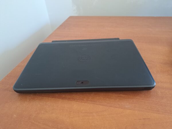 Dell Venue 10 Pro laptop-tablet (10,1FHD+/IntelQuad/4GB/128SSD) - Image 2